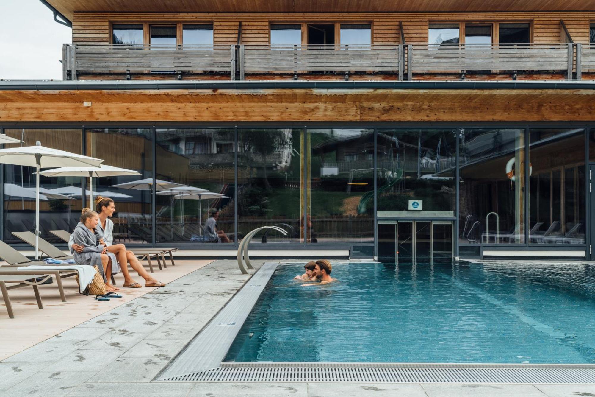 Falkensteiner Family Hotel Sonnenalpe سونينالب ناسفيلد المظهر الخارجي الصورة