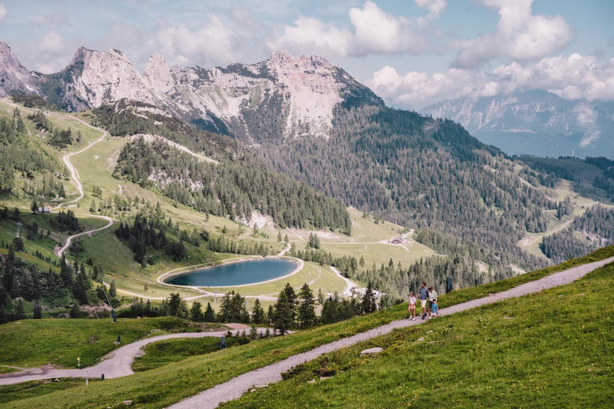 Falkensteiner Family Hotel Sonnenalpe سونينالب ناسفيلد المظهر الخارجي الصورة