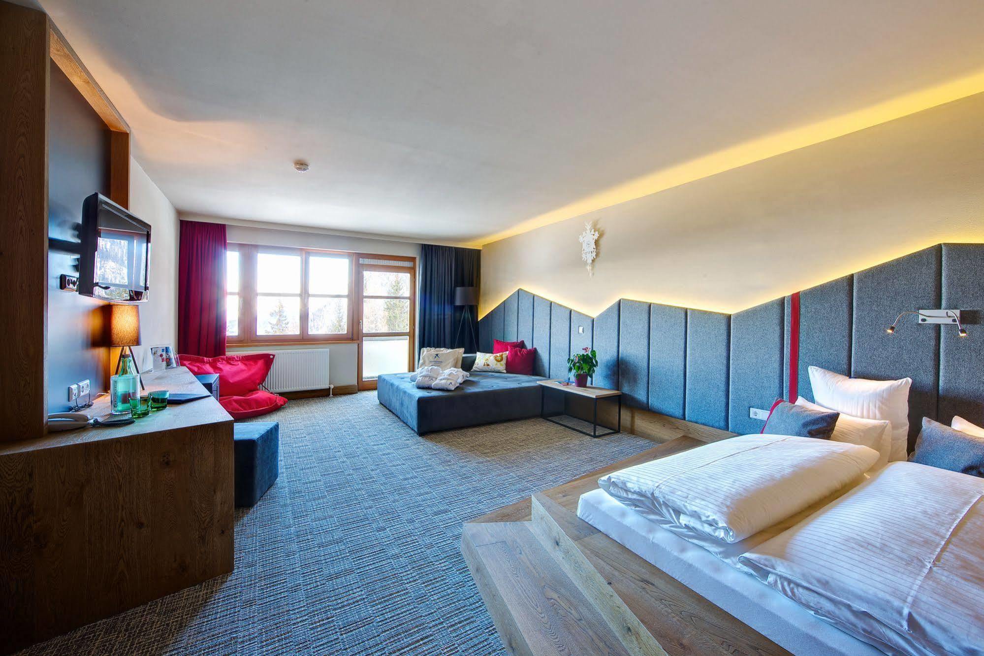 Falkensteiner Family Hotel Sonnenalpe سونينالب ناسفيلد المظهر الخارجي الصورة